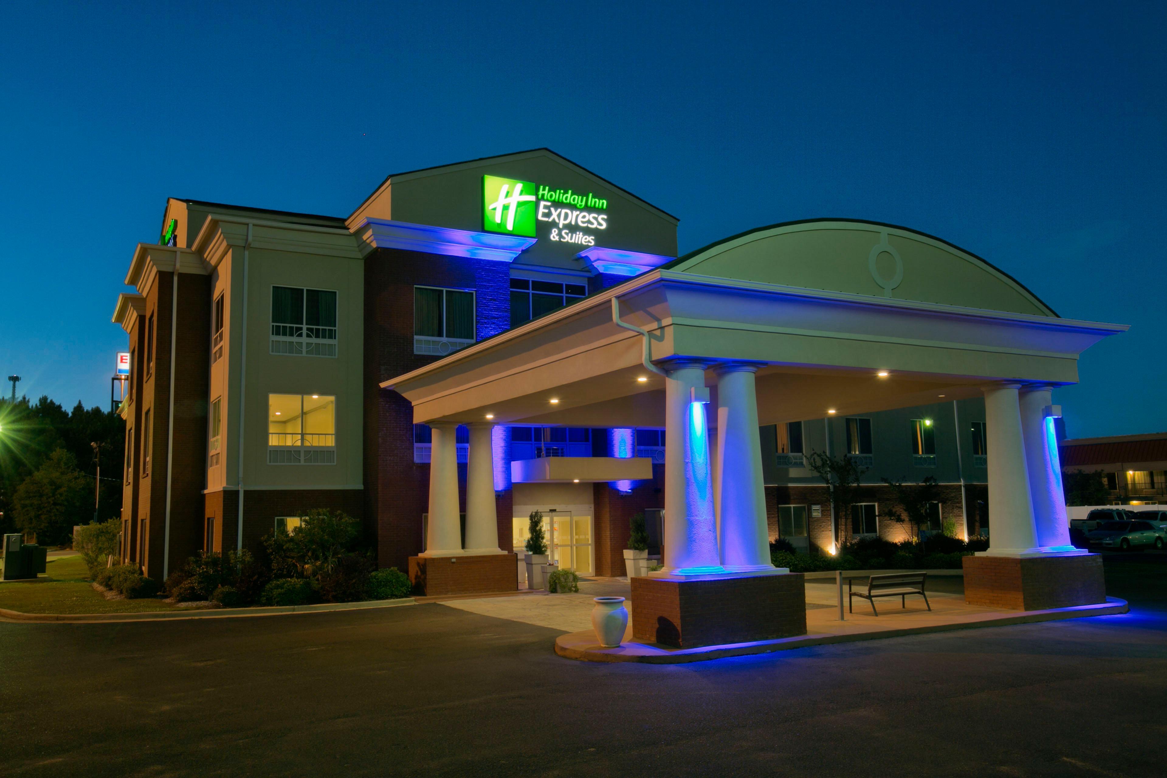 Holiday Inn Express & Suites Brookhaven By Ihg Екстериор снимка